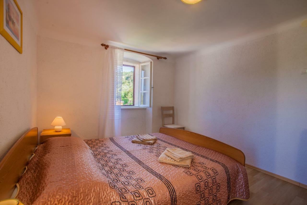 Apartment Surdic Валун Екстер'єр фото
