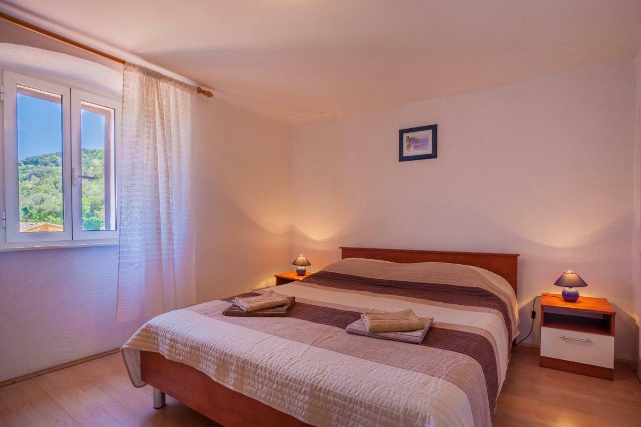 Apartment Surdic Валун Екстер'єр фото