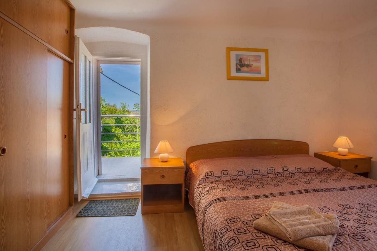 Apartment Surdic Валун Екстер'єр фото
