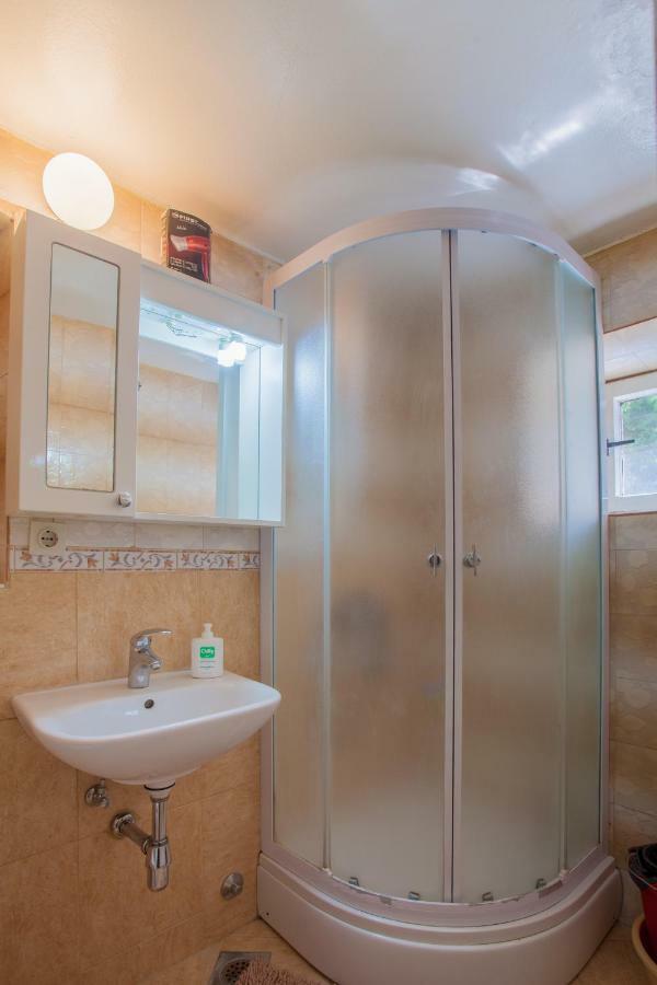 Apartment Surdic Валун Екстер'єр фото