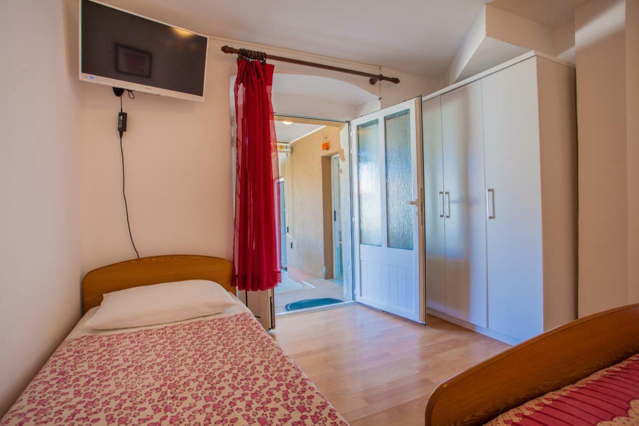 Apartment Surdic Валун Екстер'єр фото